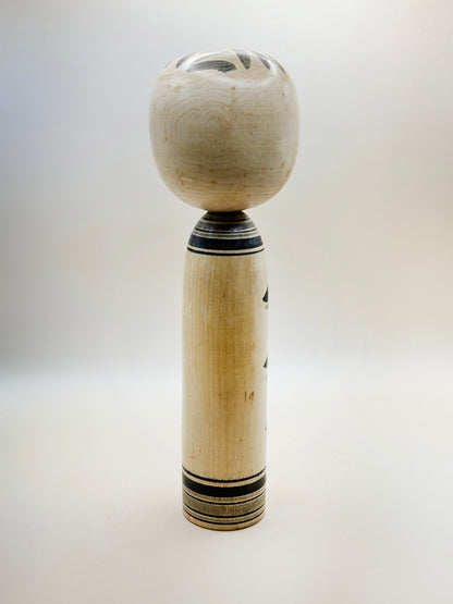 K25061 - Togatta Kokeshi by Tamajiro Murakami 村上玉次郎
