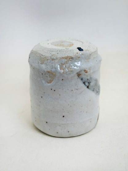 TB327 - Small Shino-yaki Kikōhai cup 志野焼