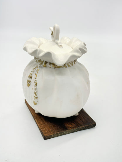 TB215 - Year of Snake Jar 巳年の壺