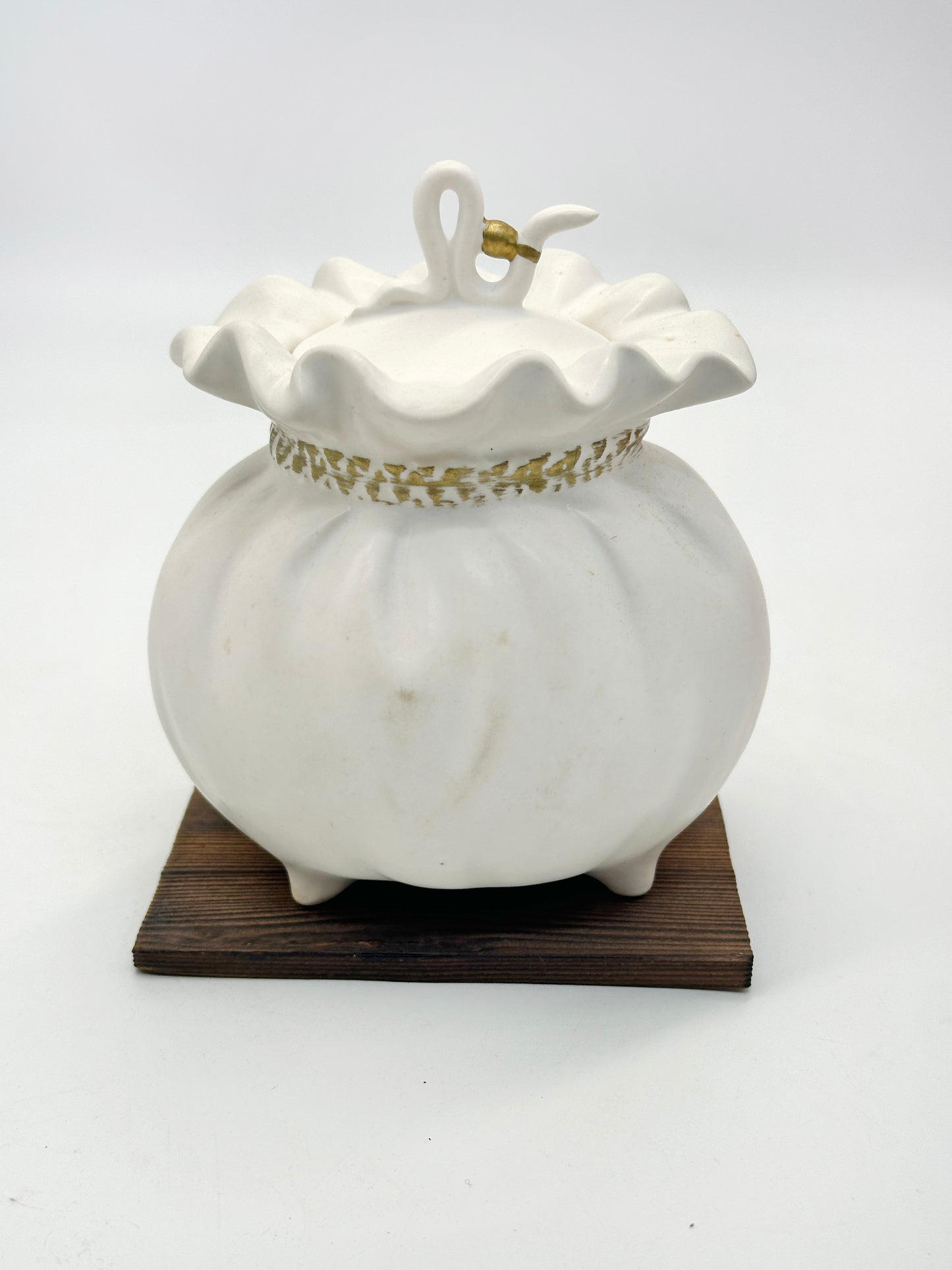 TB215 - Year of Snake Jar 巳年の壺