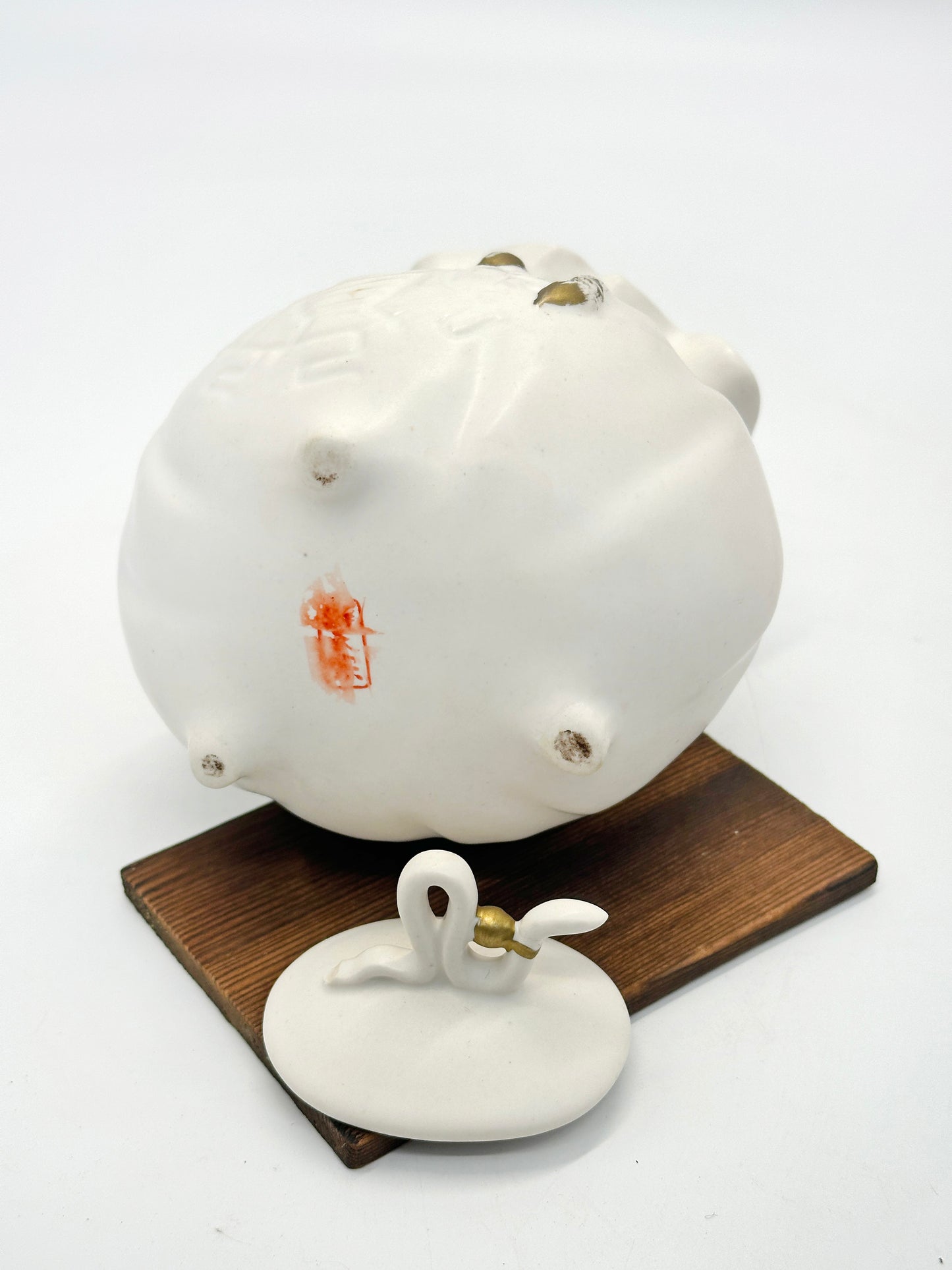 TB215 - Year of Snake Jar 巳年の壺