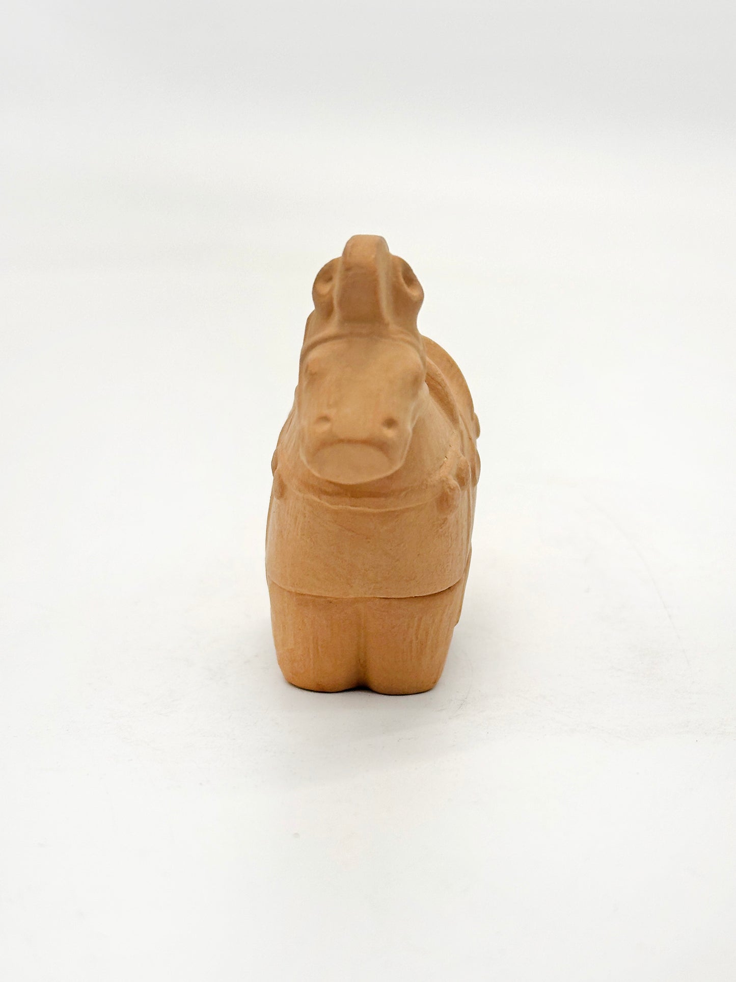 TB213 - Kogo Box of horse haniwa 埴輪