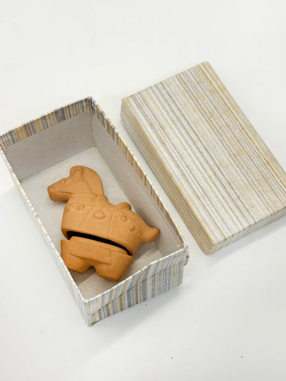 TB213 - Kogo Box of horse haniwa 埴輪