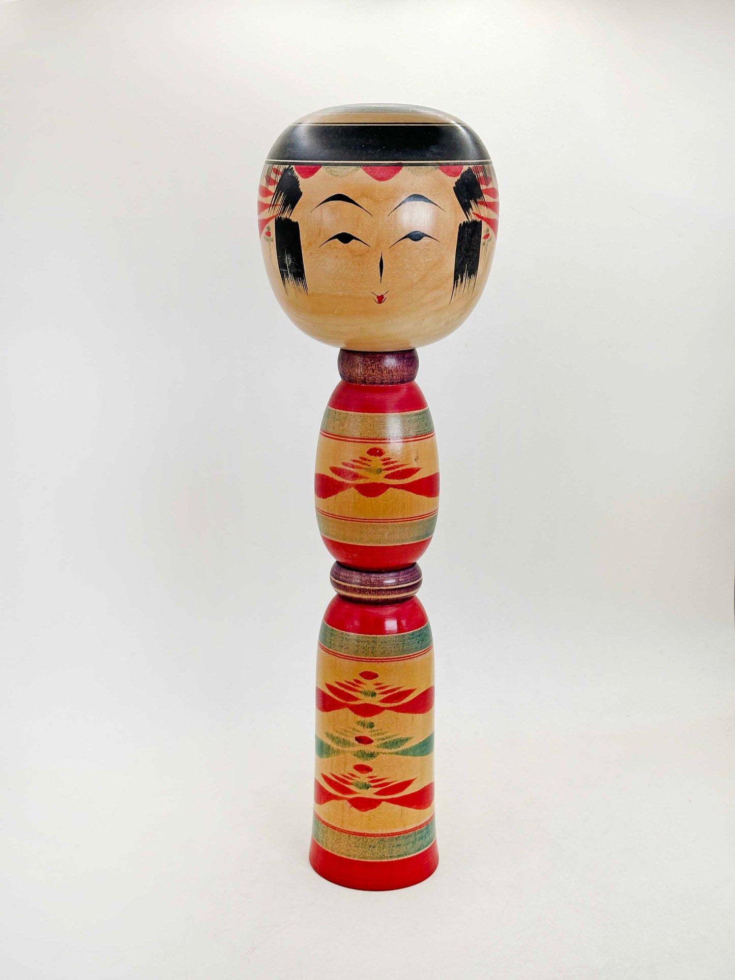 K30064 -  Yajiro Kokeshi by Tsugio Sato 佐藤次雄
