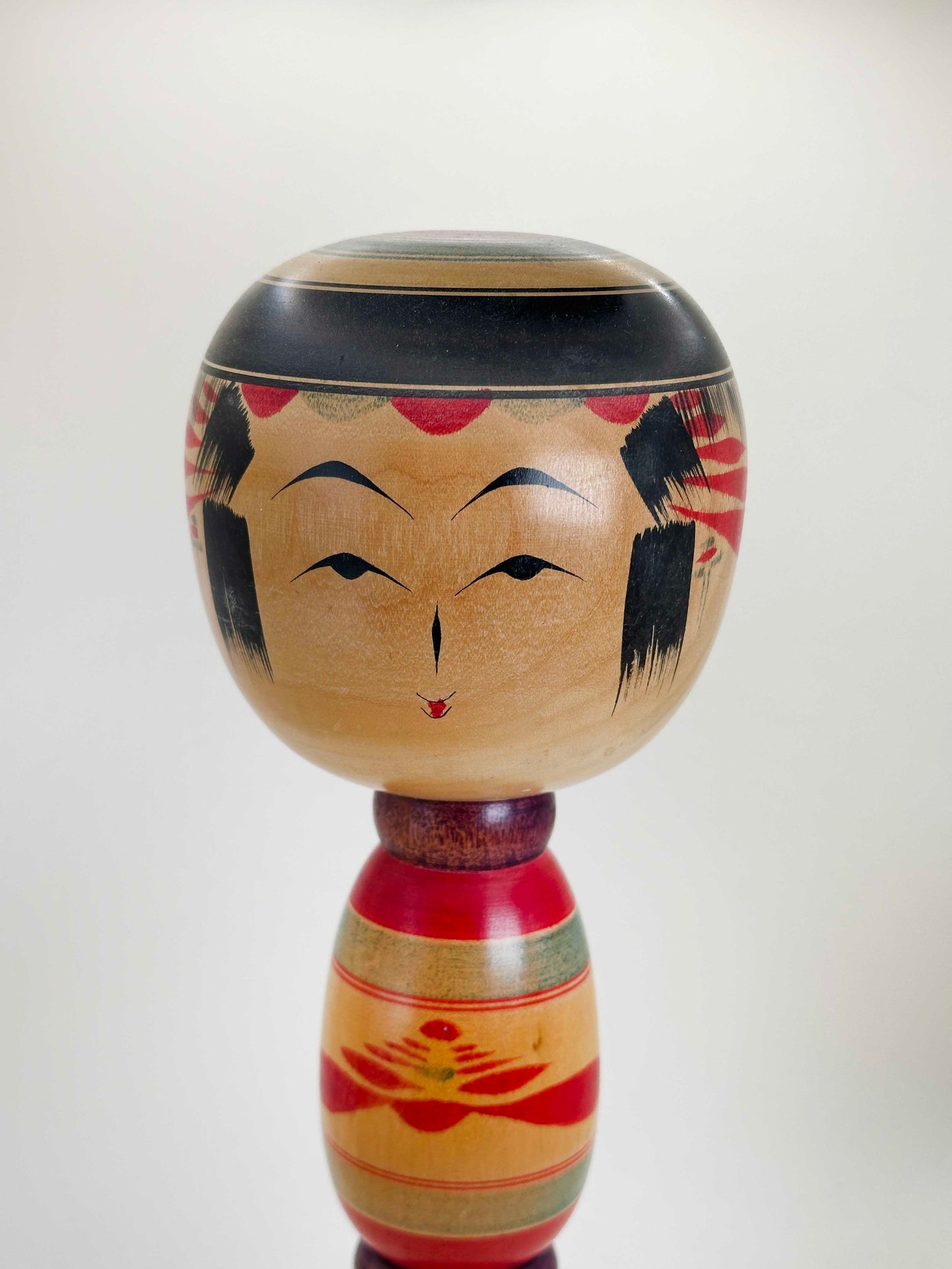 K30064 -  Yajiro Kokeshi by Tsugio Sato 佐藤次雄