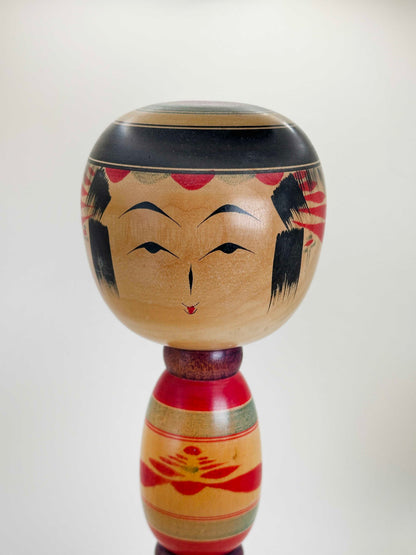 K30064 -  Yajiro Kokeshi by Tsugio Sato 佐藤次雄