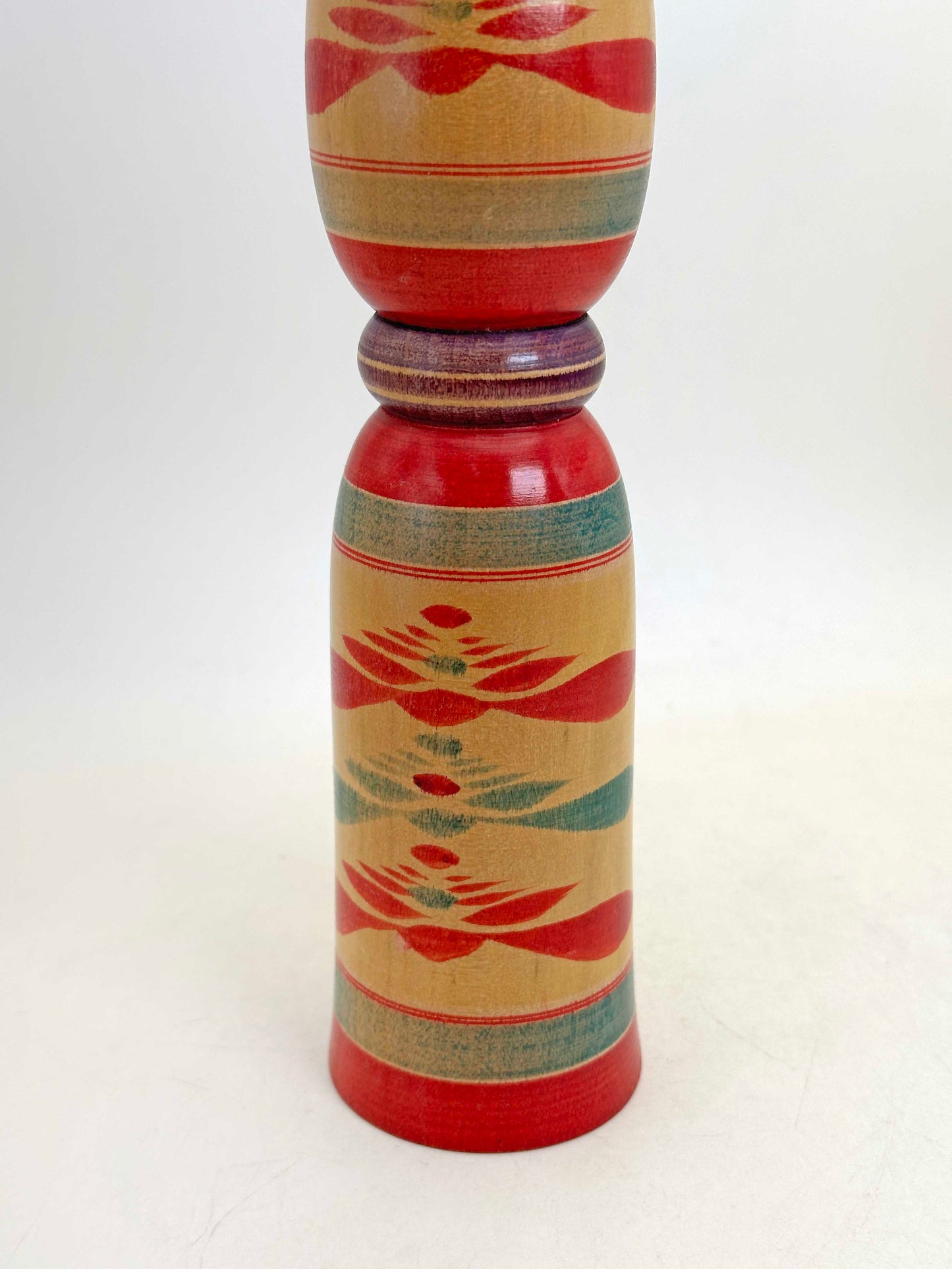 K30064 -  Yajiro Kokeshi by Tsugio Sato 佐藤次雄