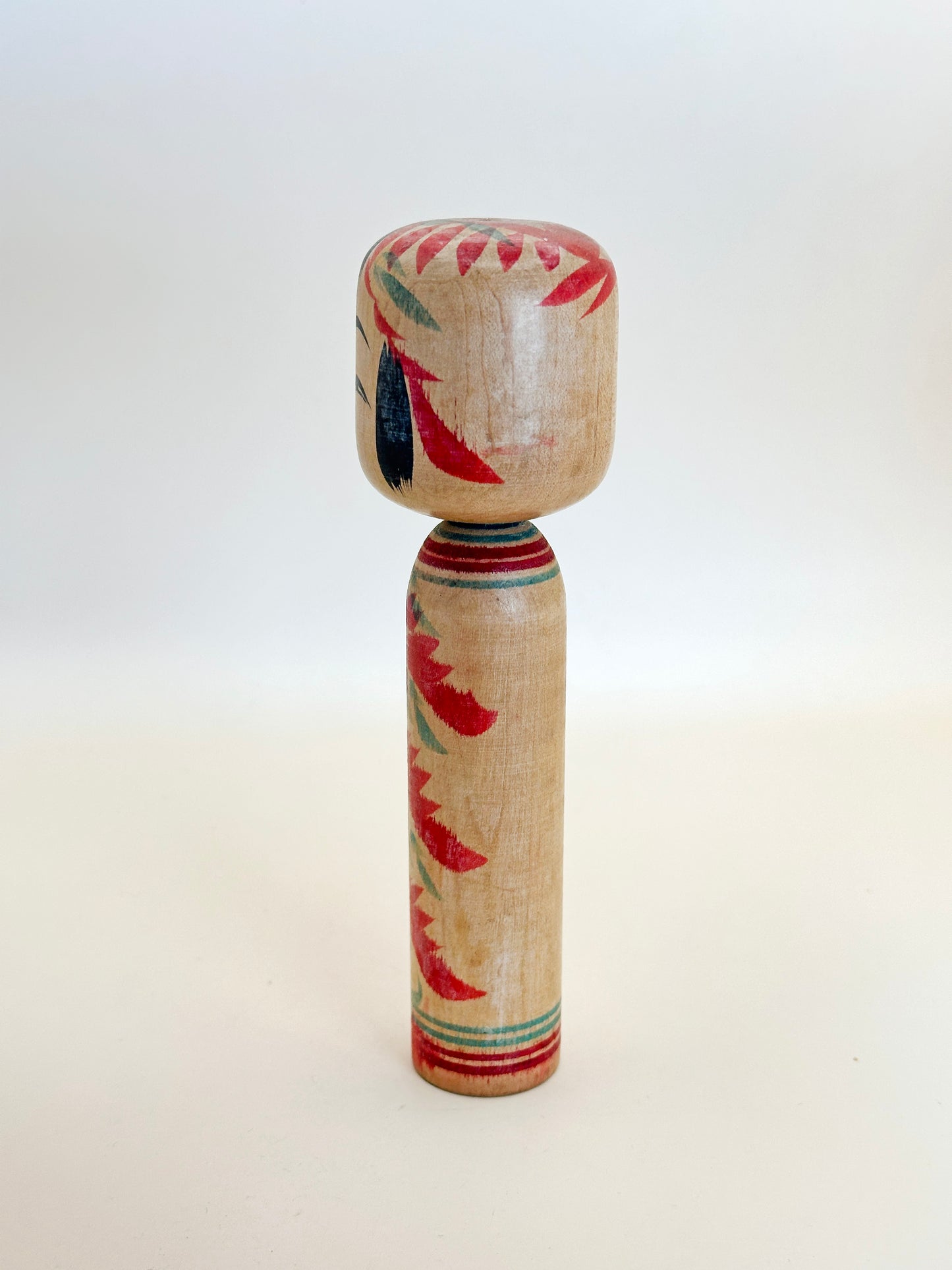 K15087 - Traditional Togatta kokeshi by Fumio Sato 佐藤文男