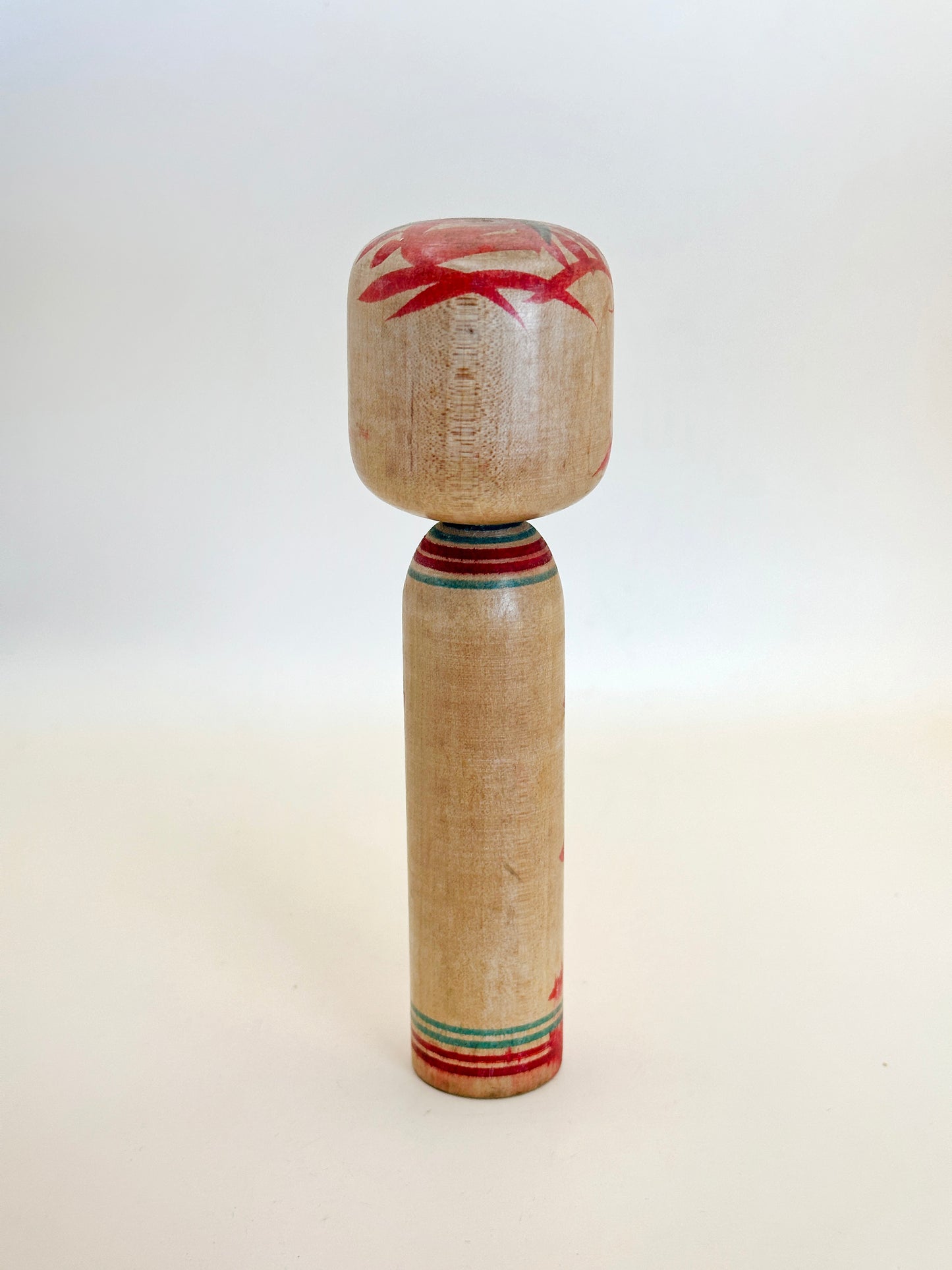 K15087 - Traditional Togatta kokeshi by Fumio Sato 佐藤文男