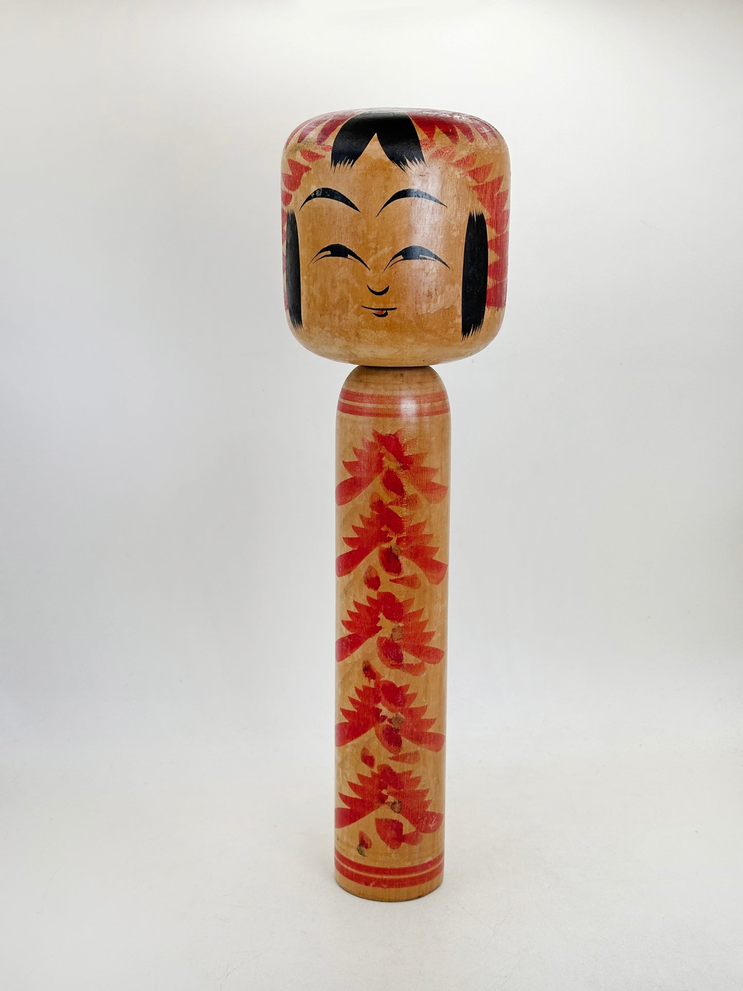 K30062 - Traditional Togatta kokeshi by Fumio Sato 佐藤文男