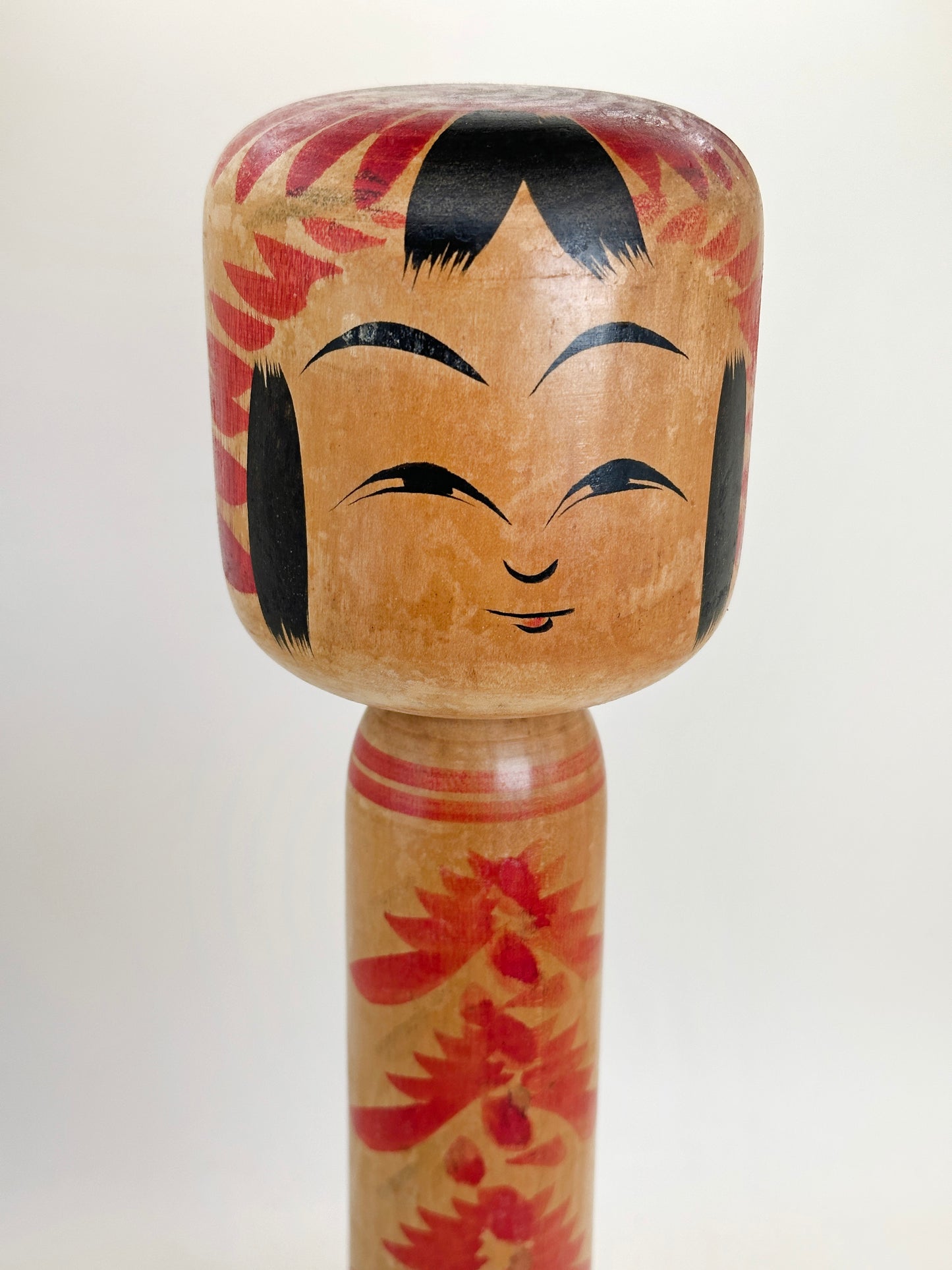K30062 - Traditional Togatta kokeshi by Fumio Sato 佐藤文男