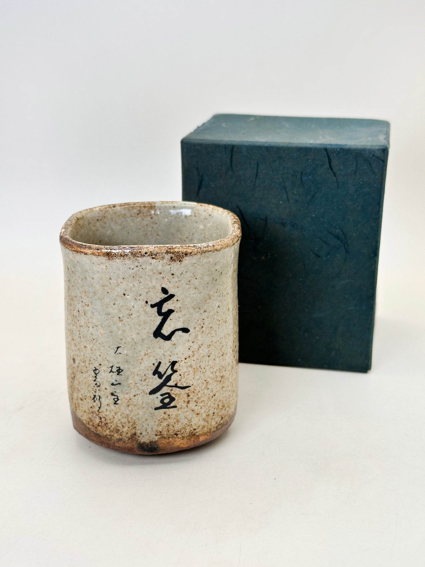 TB218 -  Yunomi Tea Cup  of Karatsu-yaki 唐津焼