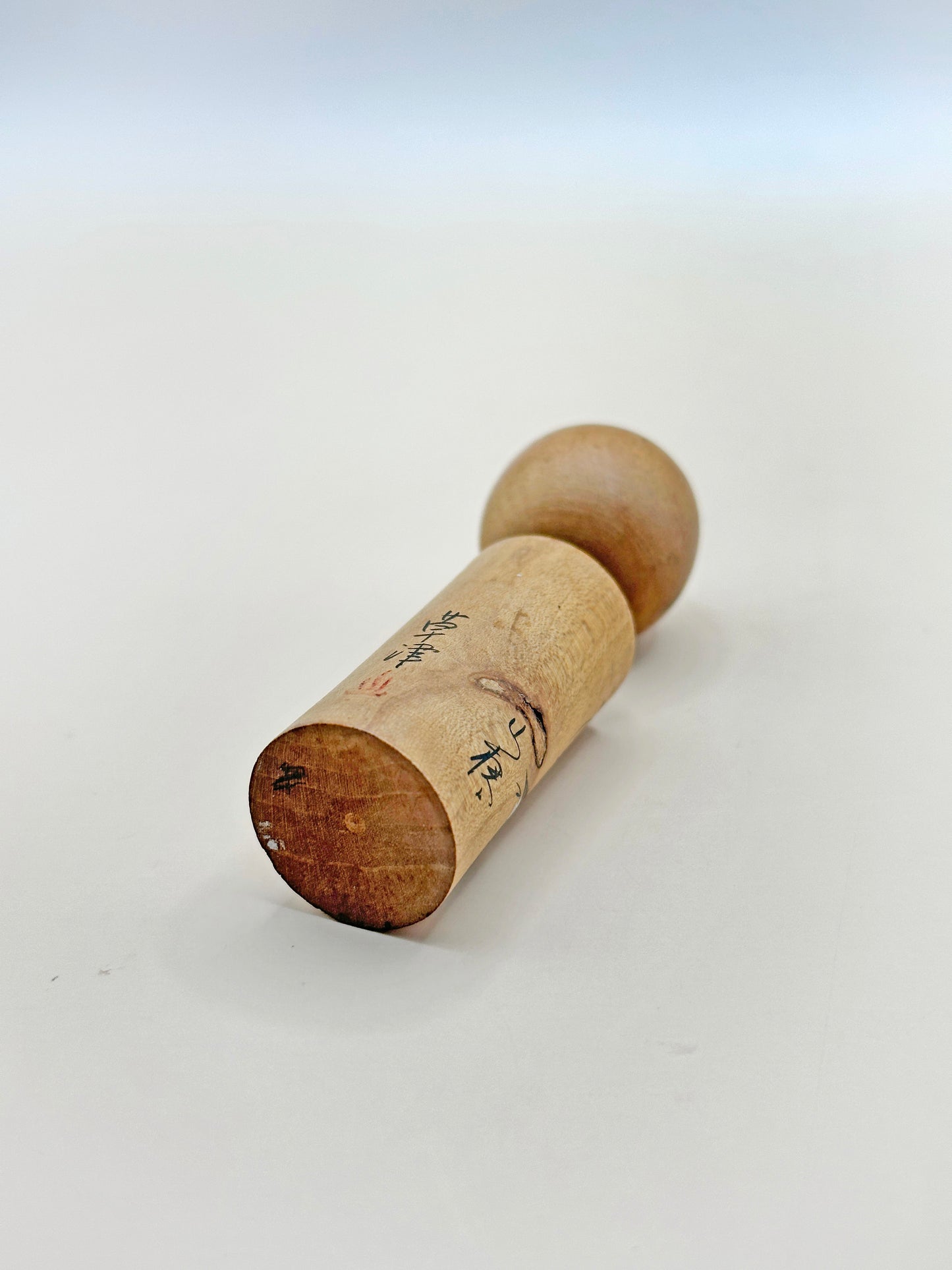 K05043 - Omiyage Kokeshi from Kusatsu Onsen 草津温泉