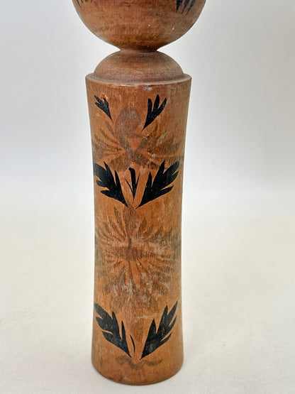 K18143 - Naruko Kokeshi  by Seiji Okazaki 岡崎斉司