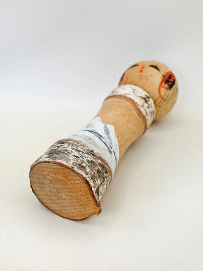 K20144 - Omiyage Kokeshi de la ciudad de Shiga 志賀町
