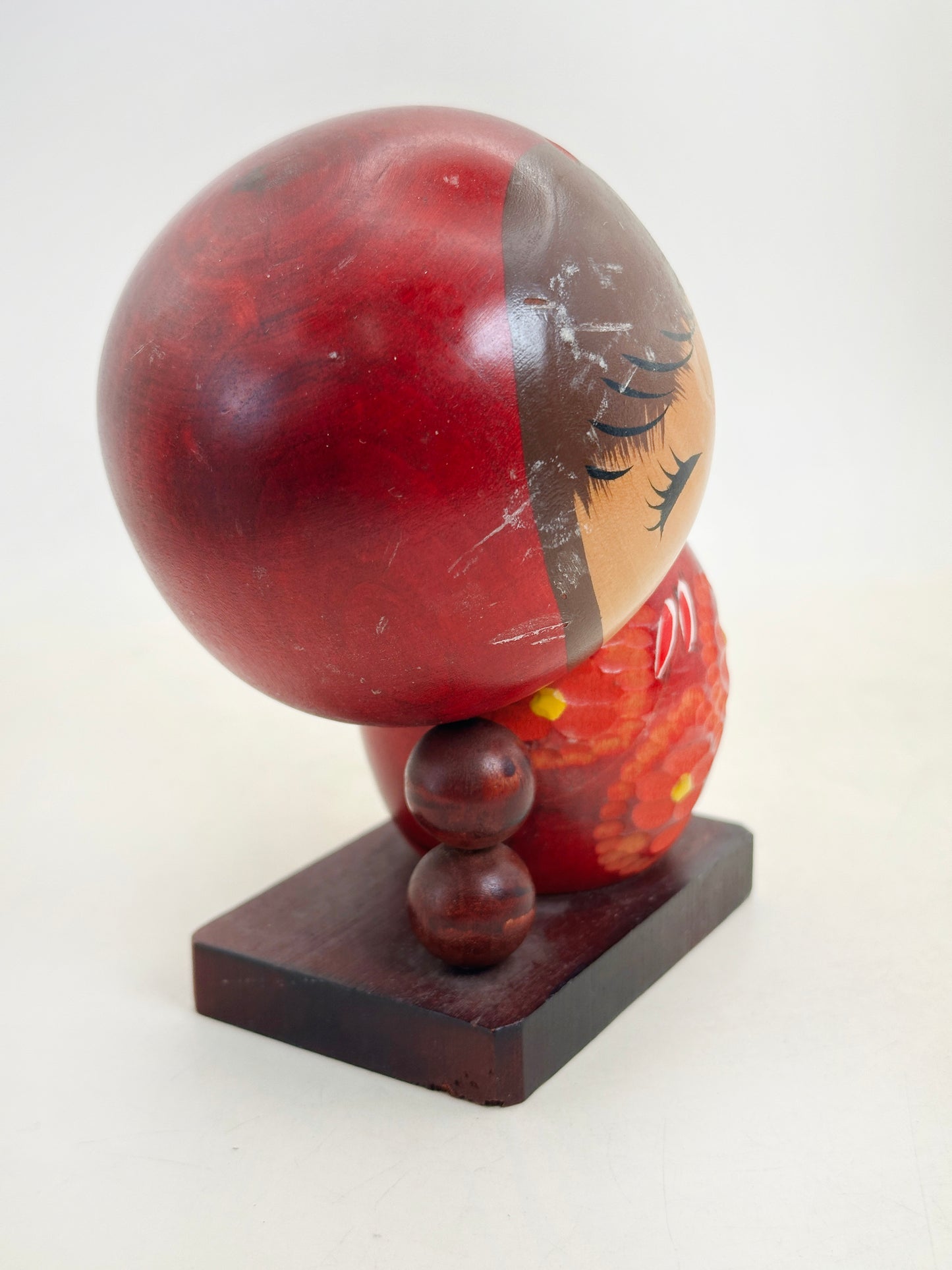 K10243 - Sosaku Kokeshi by Tamura Chie 田村千栄