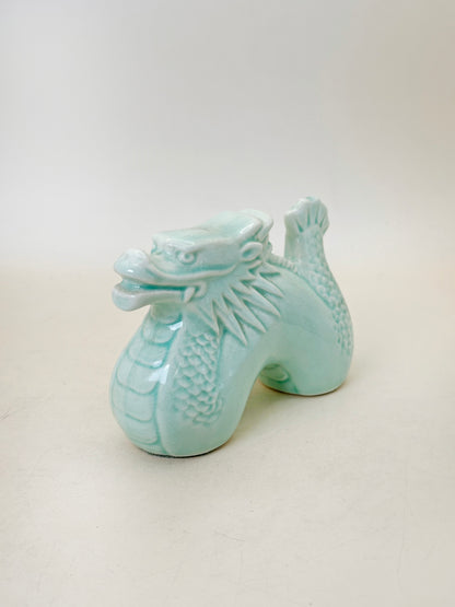 FT364 - Seiji Dragon Shōfuku Eto by Yakushigama 薬師窯