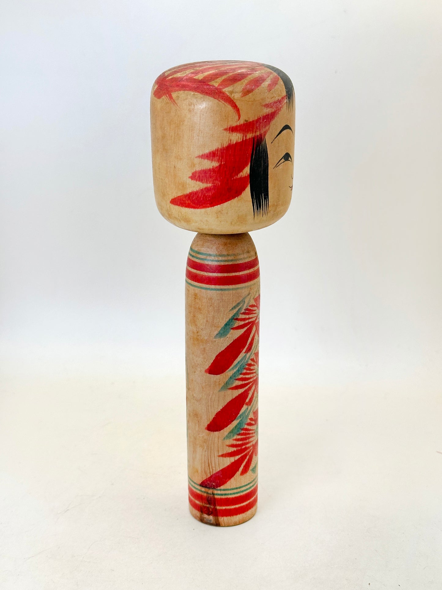 K20143 - Traditional Togatta kokeshi by Fumio Sato 佐藤文男