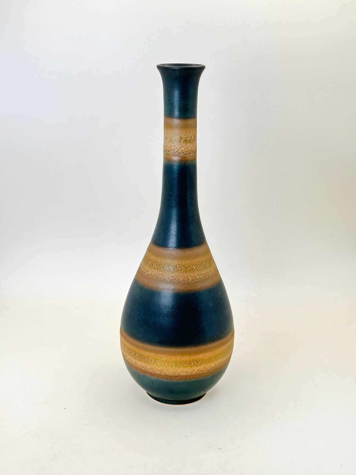 TB220 - Tachikichi Vase Kiyomizu-yaki 清水焼