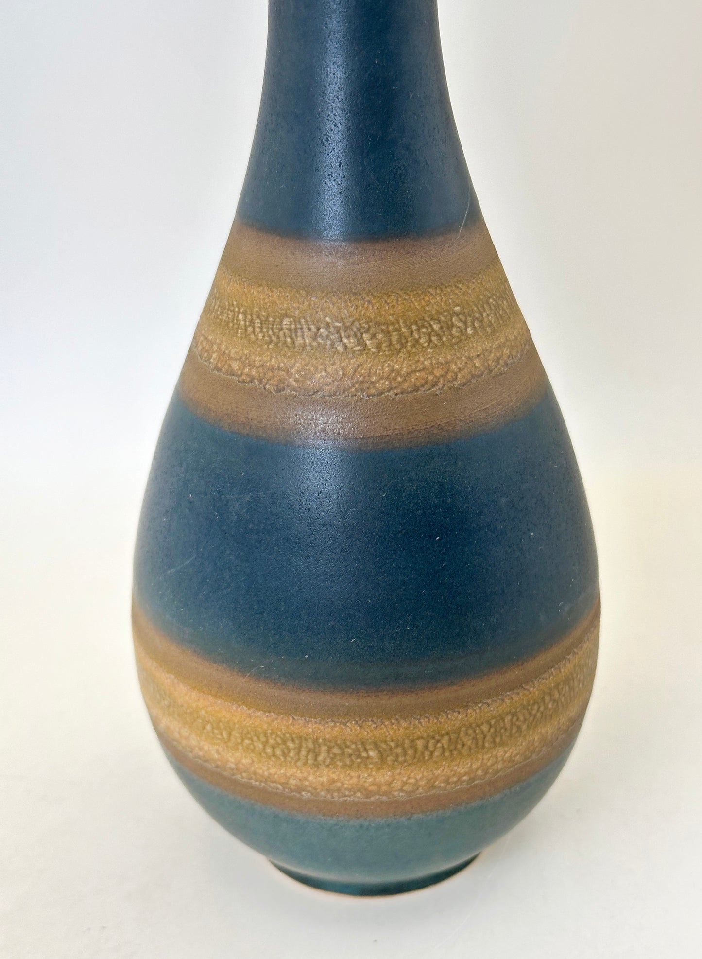 TB220 - Tachikichi Vase Kiyomizu-yaki 清水焼