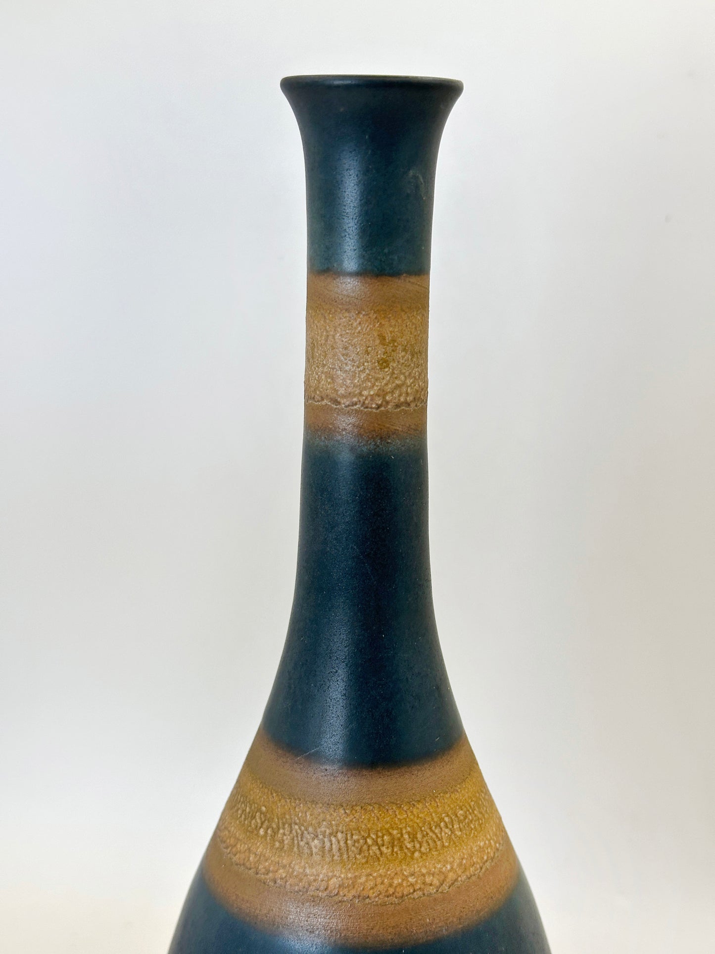 TB220 - Tachikichi Vase Kiyomizu-yaki 清水焼