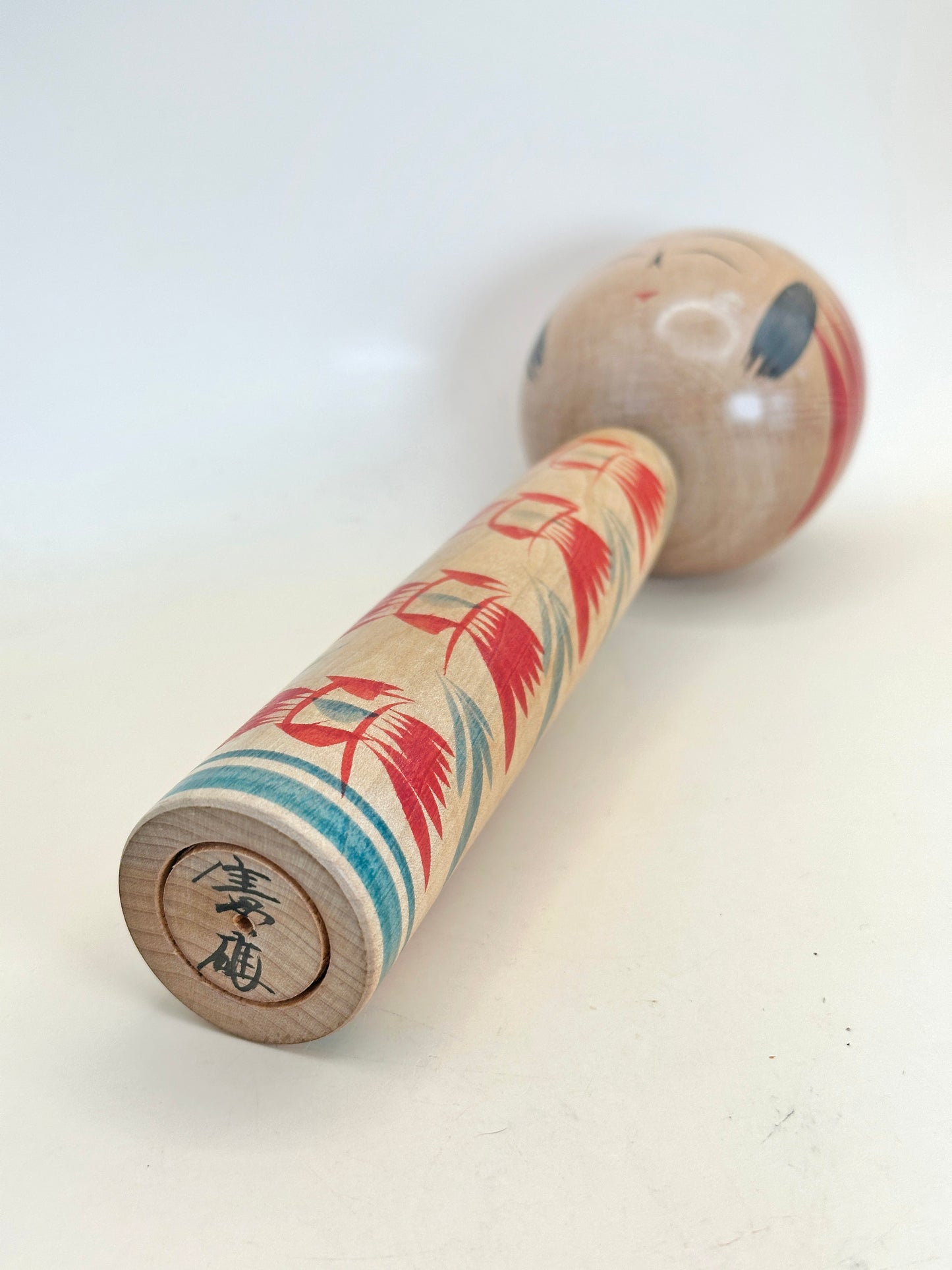 K20098 - Traditional Togatta kokeshi by Norio Sato 佐藤憲雄