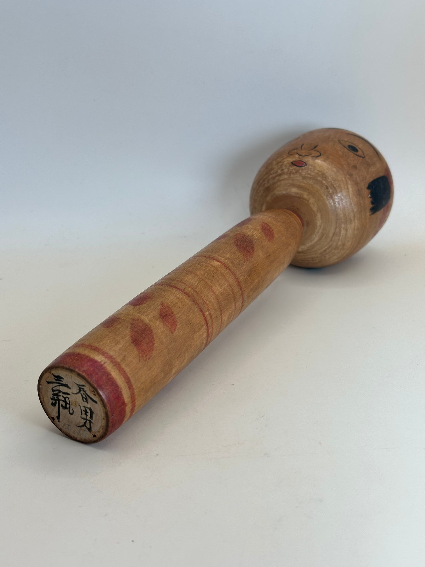 K25066 - Traditional Tsuchiyu kokeshi by Haruo Sanpei 三瓶春男