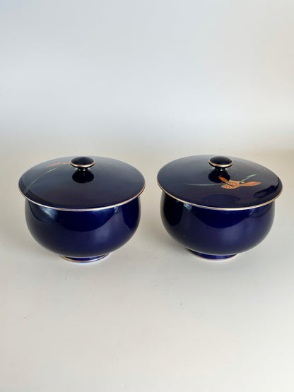 TB74 - Arita-yaki Lidded Teacup Kōransha  香蘭社
