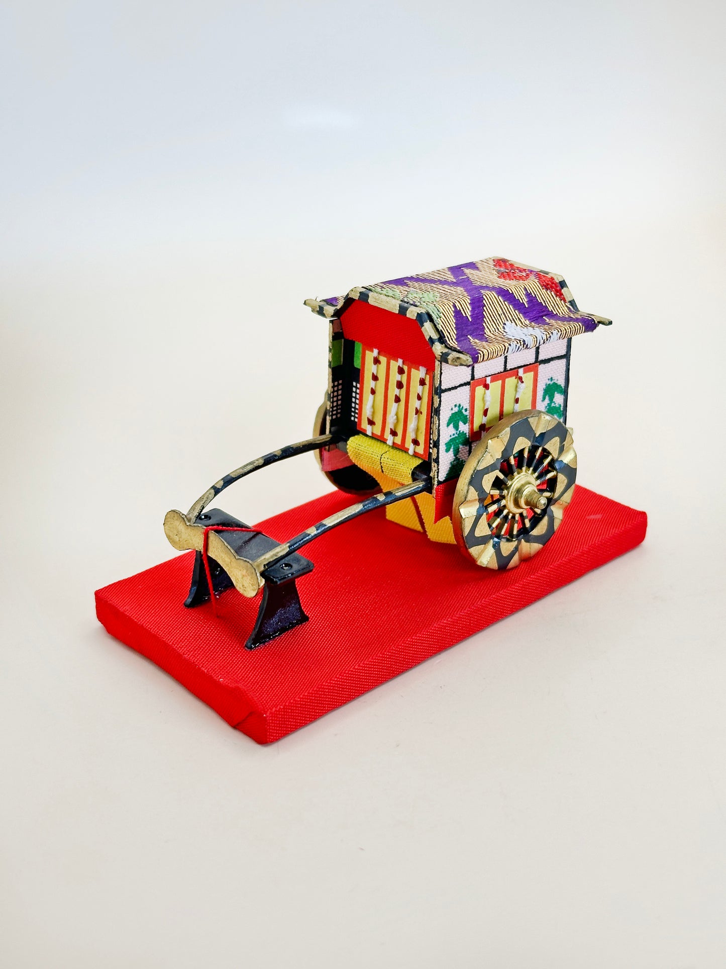 FT241 - Vintage Folk crafts Gosho-guruma 御所車
