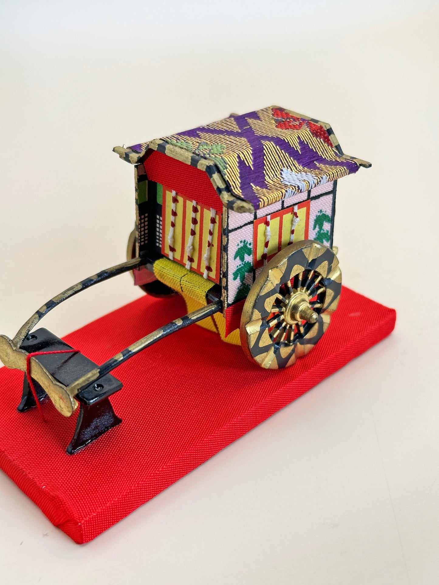 FT241 - Vintage Folk crafts Gosho-guruma 御所車