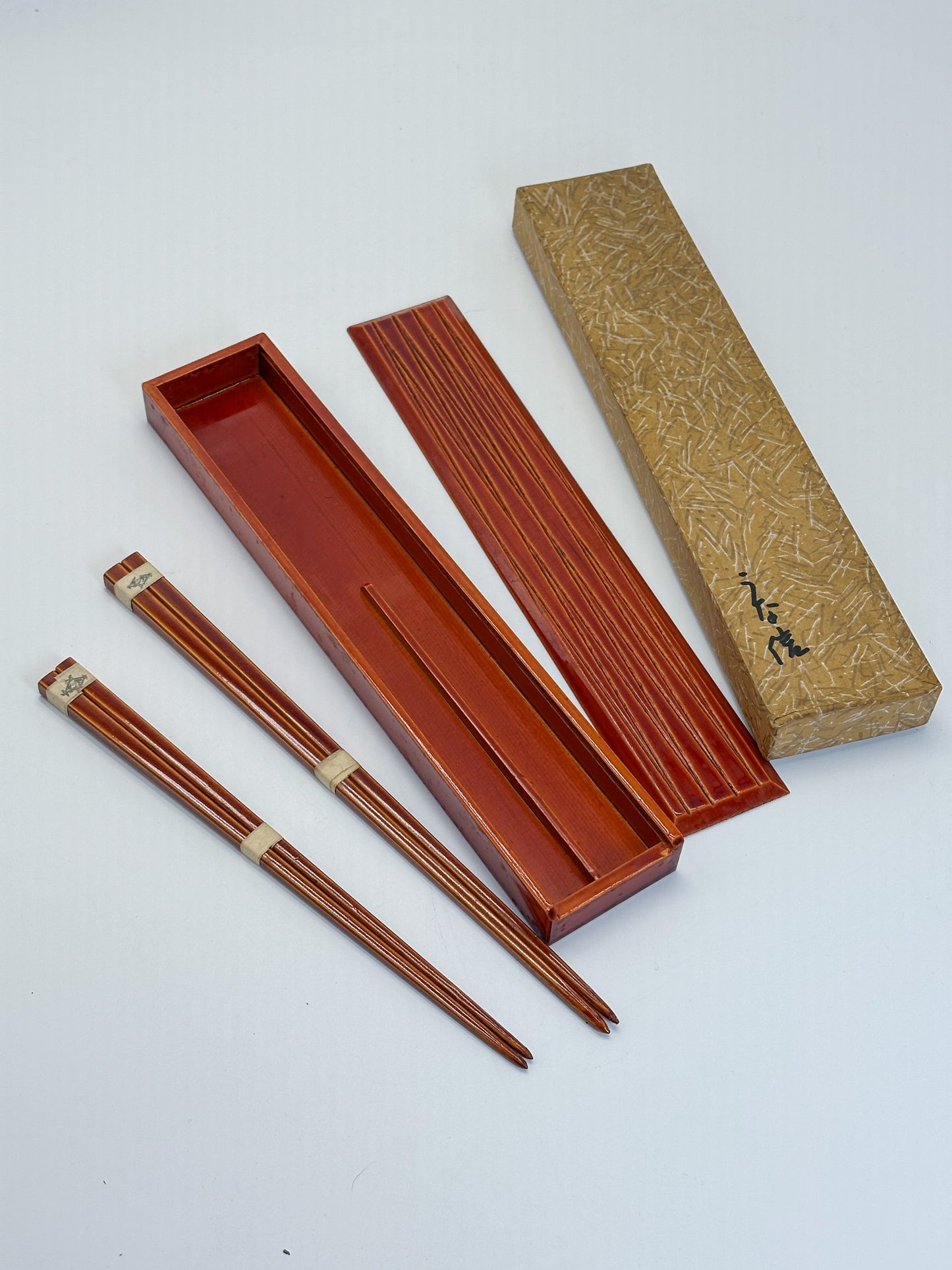 TB353 - Vintage Hida Takayama Shunkei-nuri Chopstick Box 春慶塗