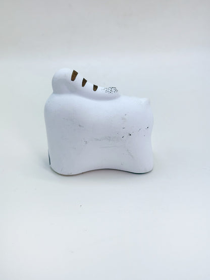 FT512 - Vintage Tiger Eto Figurine by Yakushigama 薬師窯