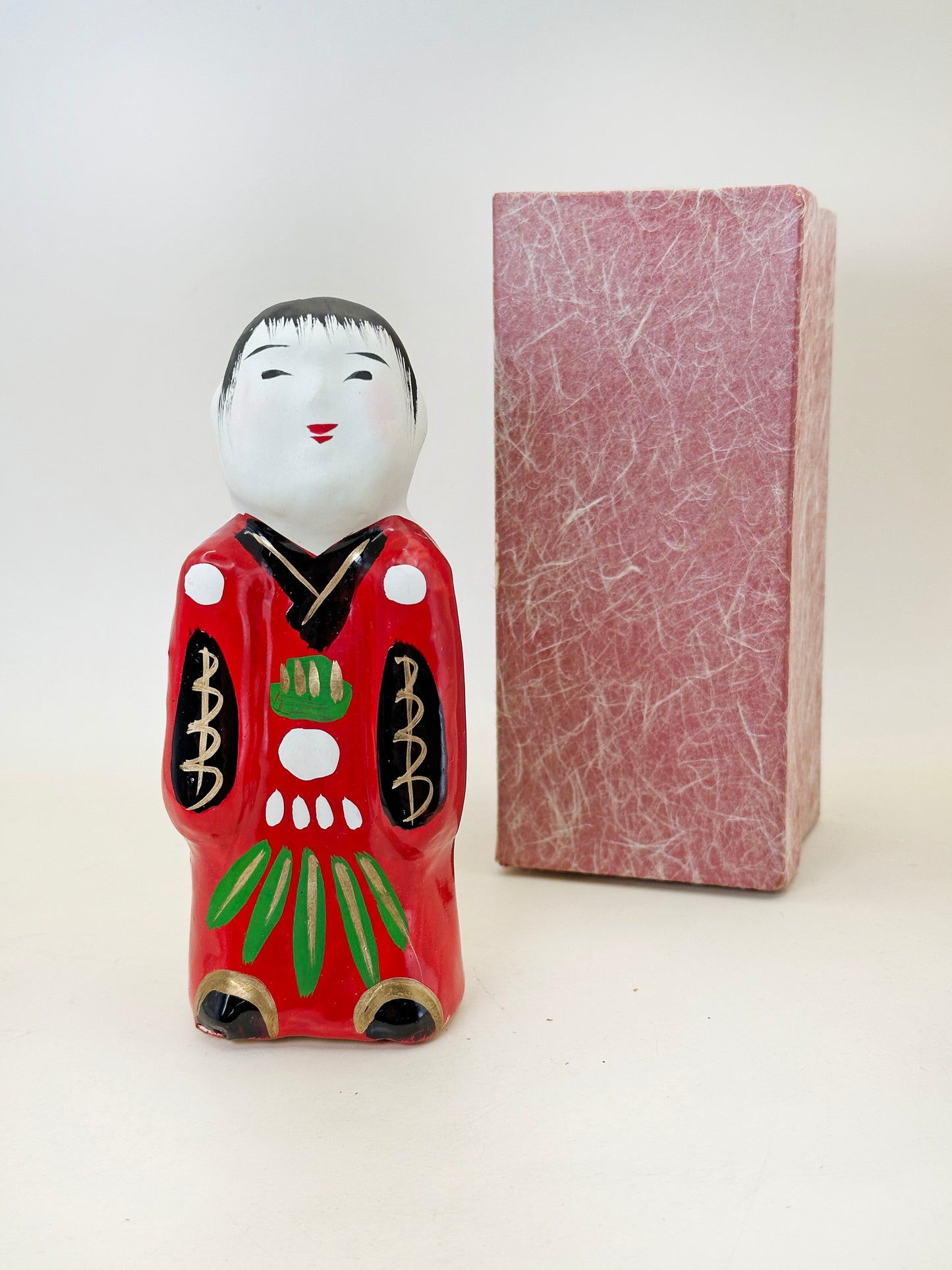 FT368 - Papier-mâché Takamatsu no Hokō-san 高松の奉公さん