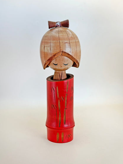 K18116 - Sosaku Kokeshi by Yamagishi Umeyoshi 山岸梅好