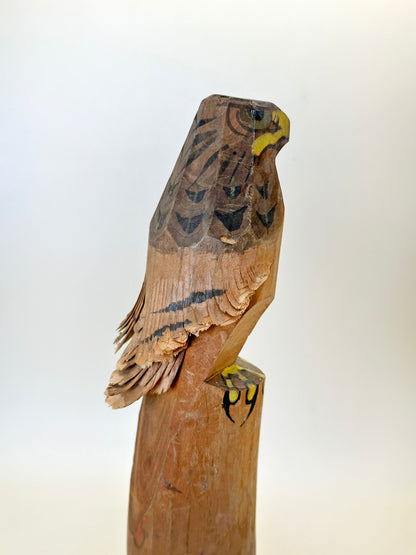 K25144 - Omiyage Sasano Ittōbori Hawk 笹野一刀彫 鷹