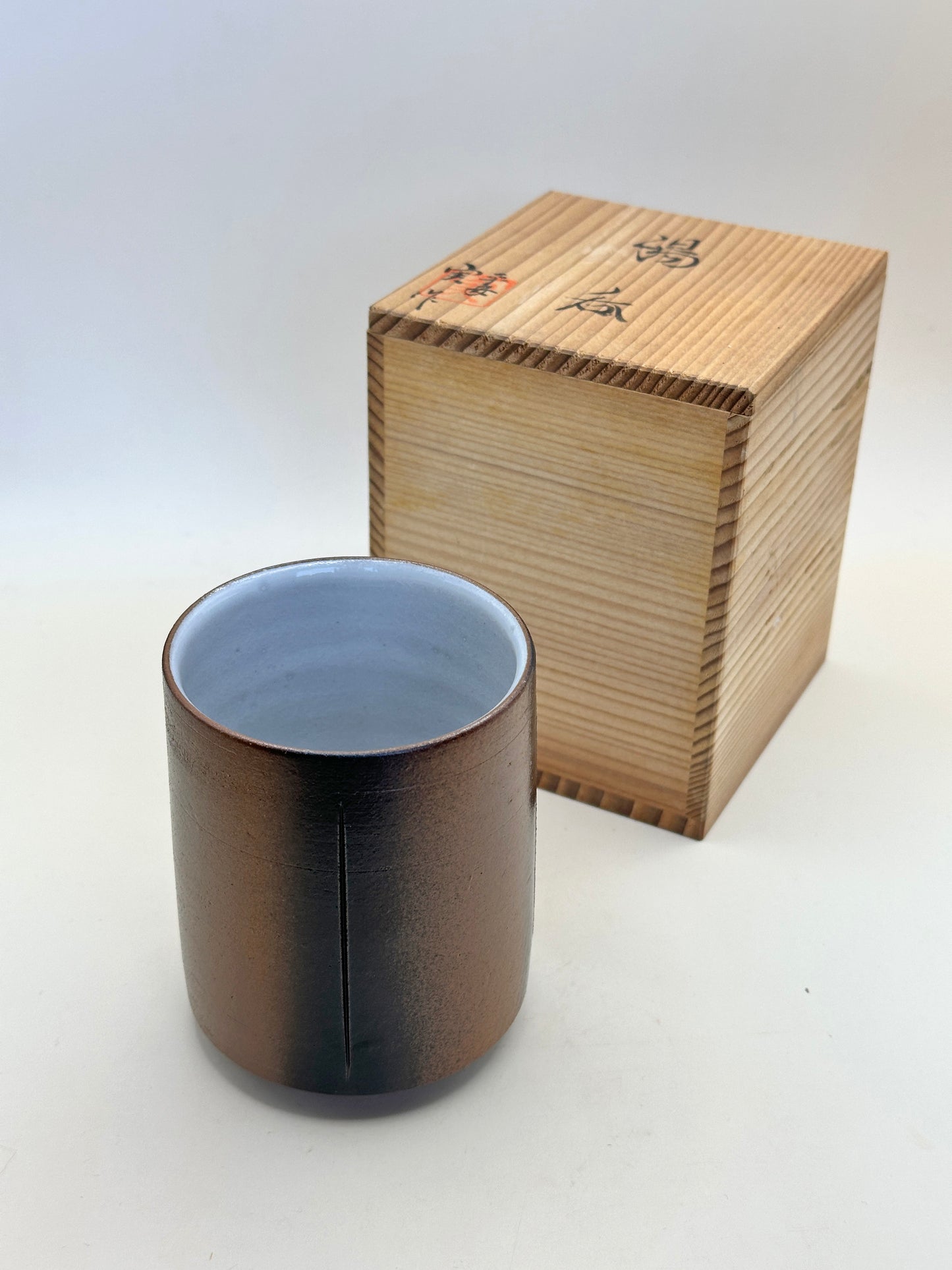 TB78 - Kiyomizu-yaki Tea Cup by Nishikawa Minoru 西川實