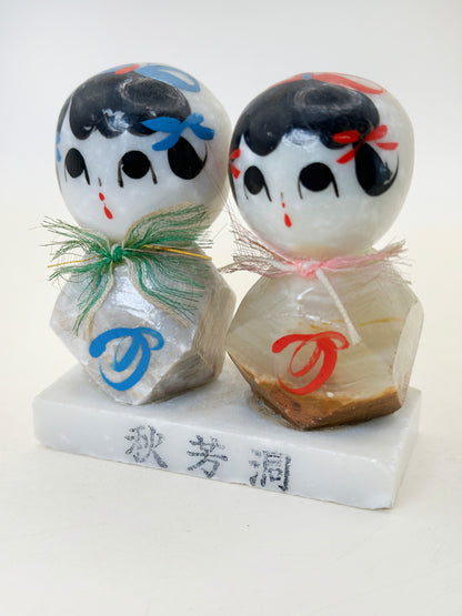 K10204 - Kokeshi Omiyage de Akiyoshidō 秋芳洞