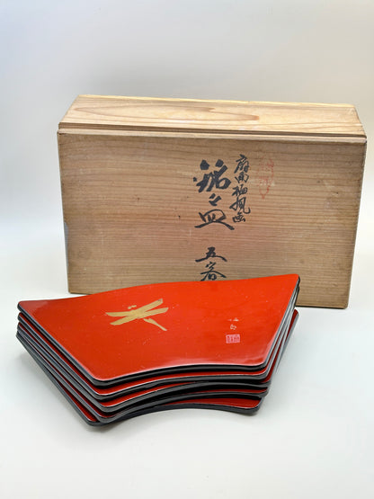 TB120 - Japan Lacquerware Plates of Takeuchi Seihō 竹内栖鳳