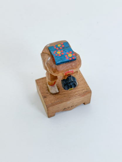 FT515 - Japan Folk Craft of Matanozoki 股のぞき