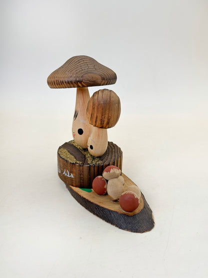 FT392 - Omiyage Kokeshi from Unzen 雲仙