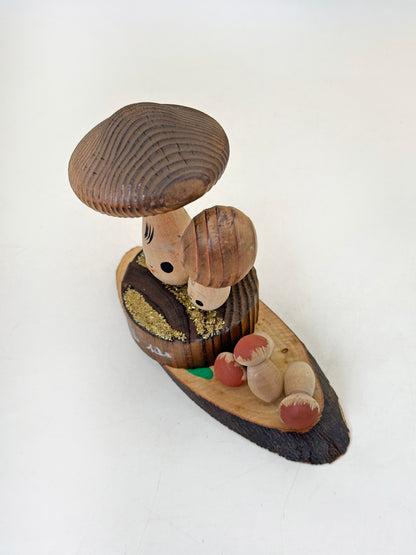 FT392 - Omiyage Kokeshi from Unzen 雲仙