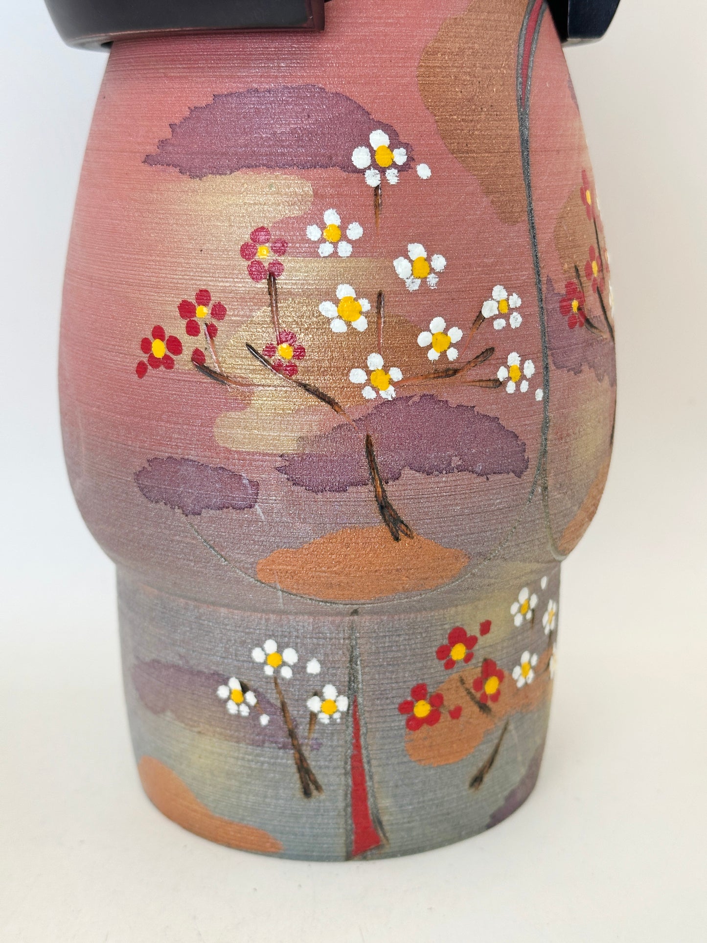 K25143 - Sōsaku Kokeshi by Masae Fujikawa 藤川正衛