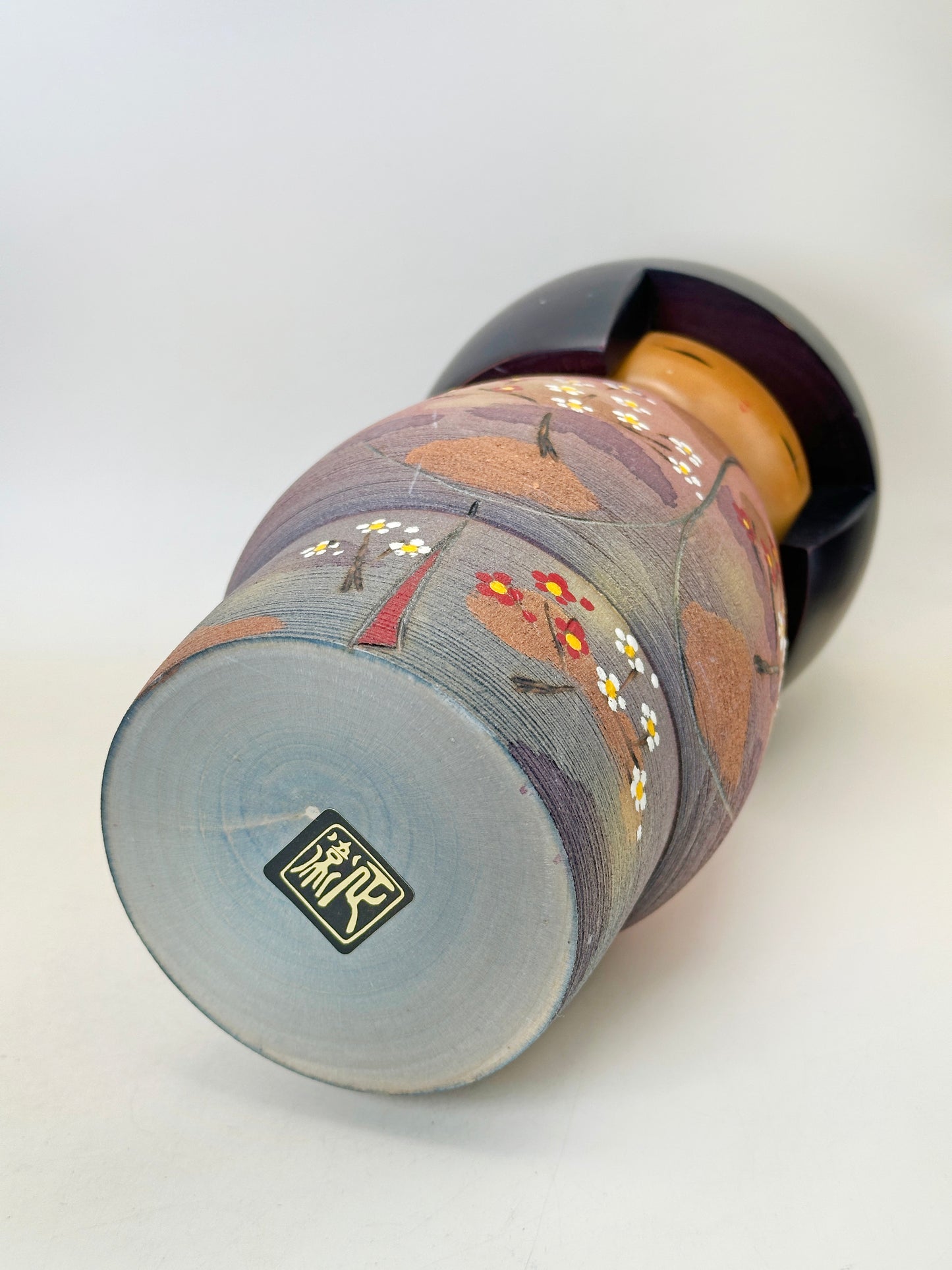 K25143 - Sōsaku Kokeshi by Masae Fujikawa 藤川正衛