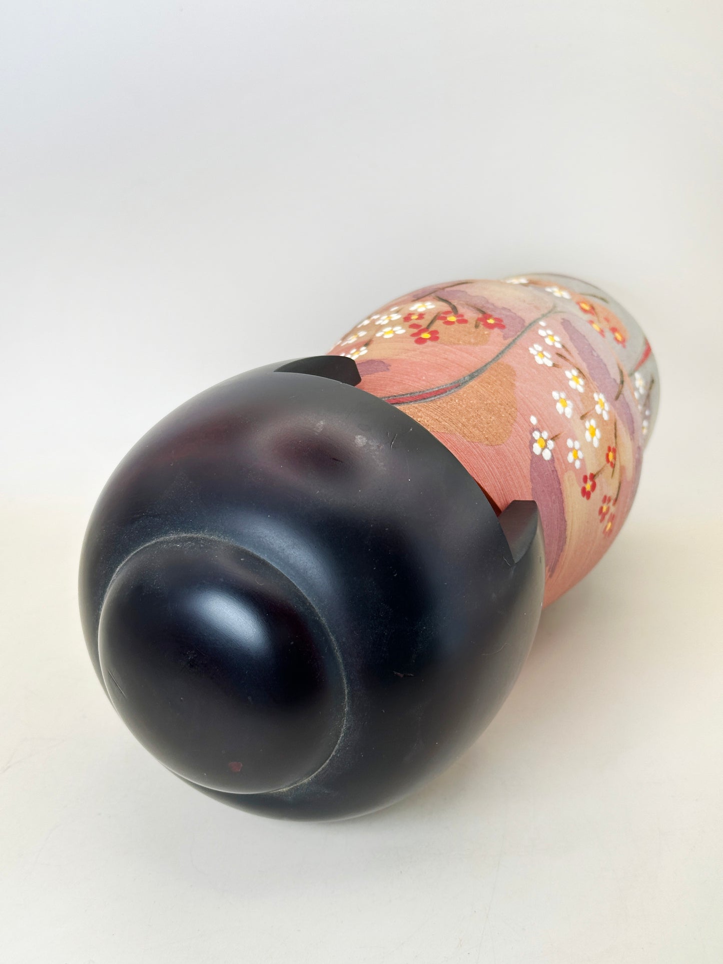 K25143 - Sōsaku Kokeshi by Masae Fujikawa 藤川正衛