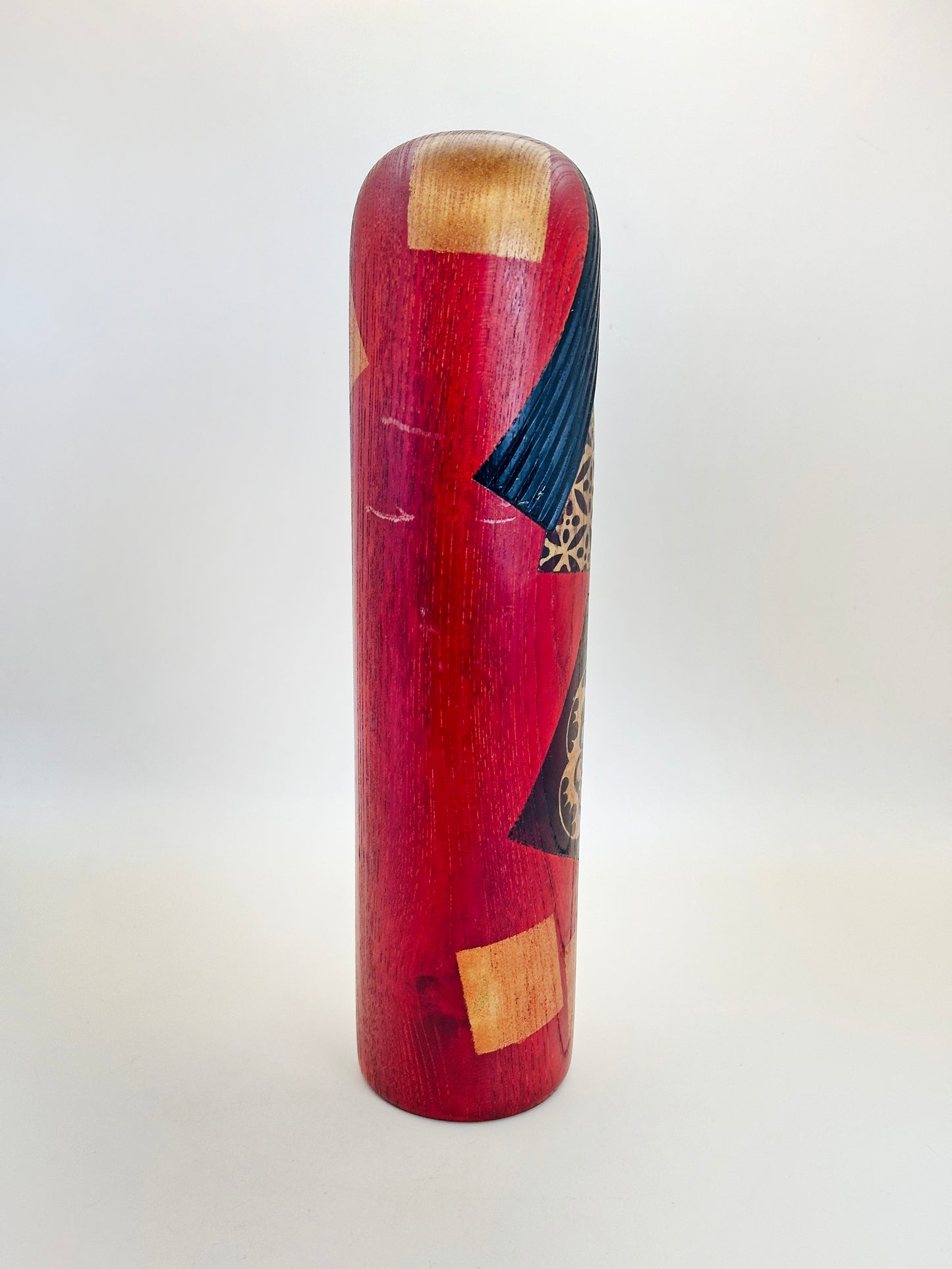 K25071 - Sosaku Light Kokeshi by Watanabe Yuji 渡辺雄二