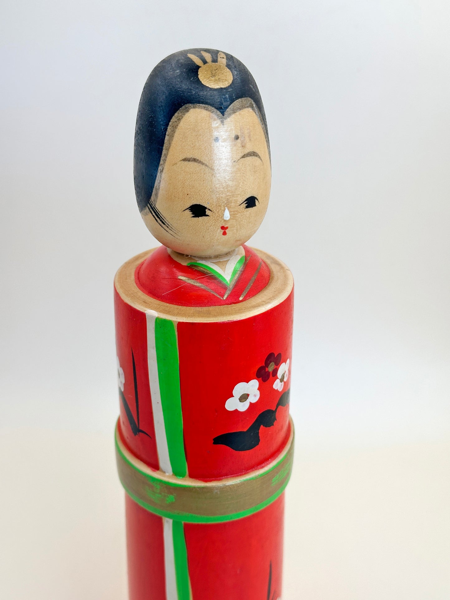 K25068 - Sosaku Kokeshi by Yokoyama Yoshiko 橫山よし子