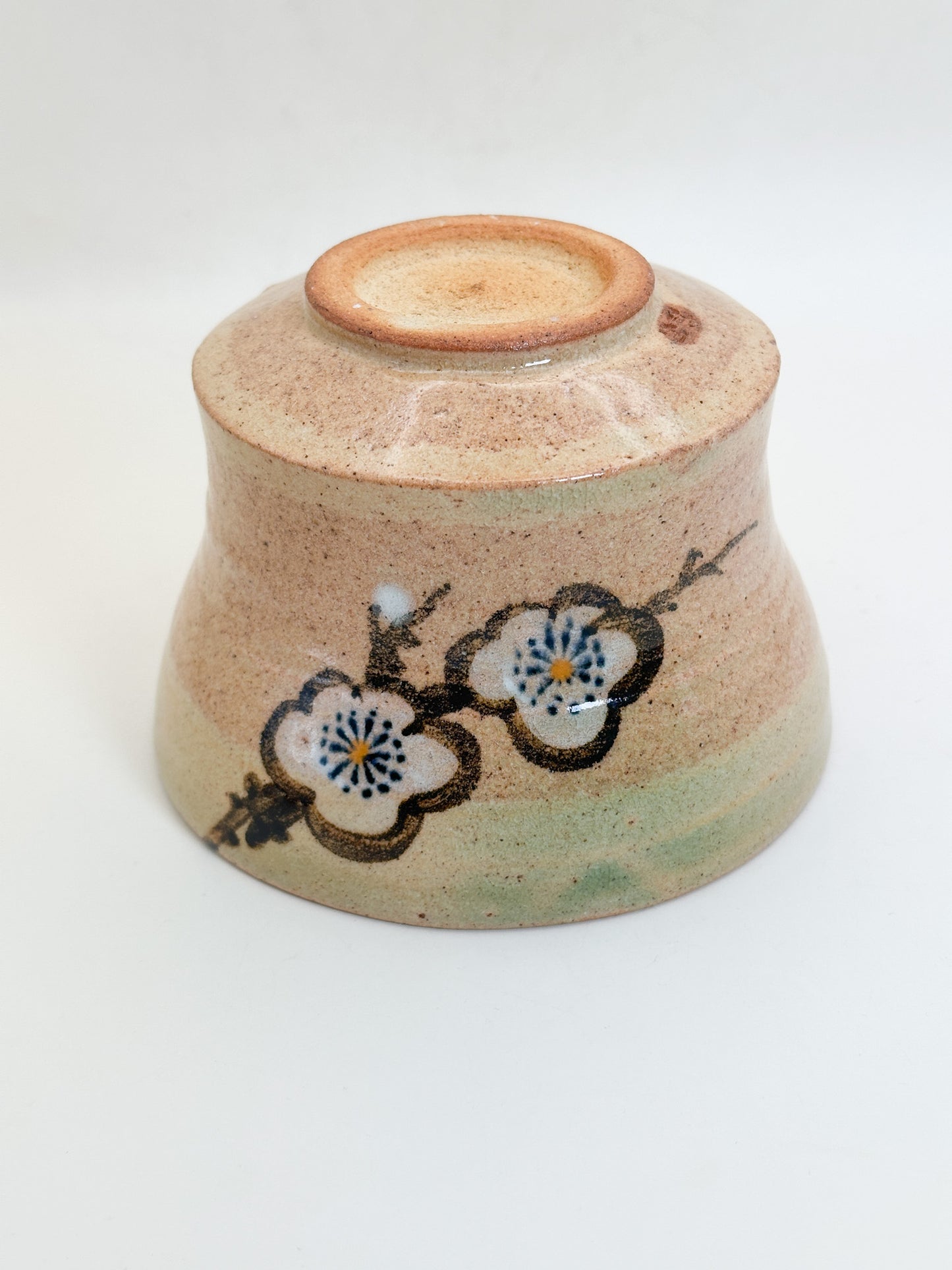TC125 -  Mino-yaki chawan by Soga Hakuan 曽我伯庵