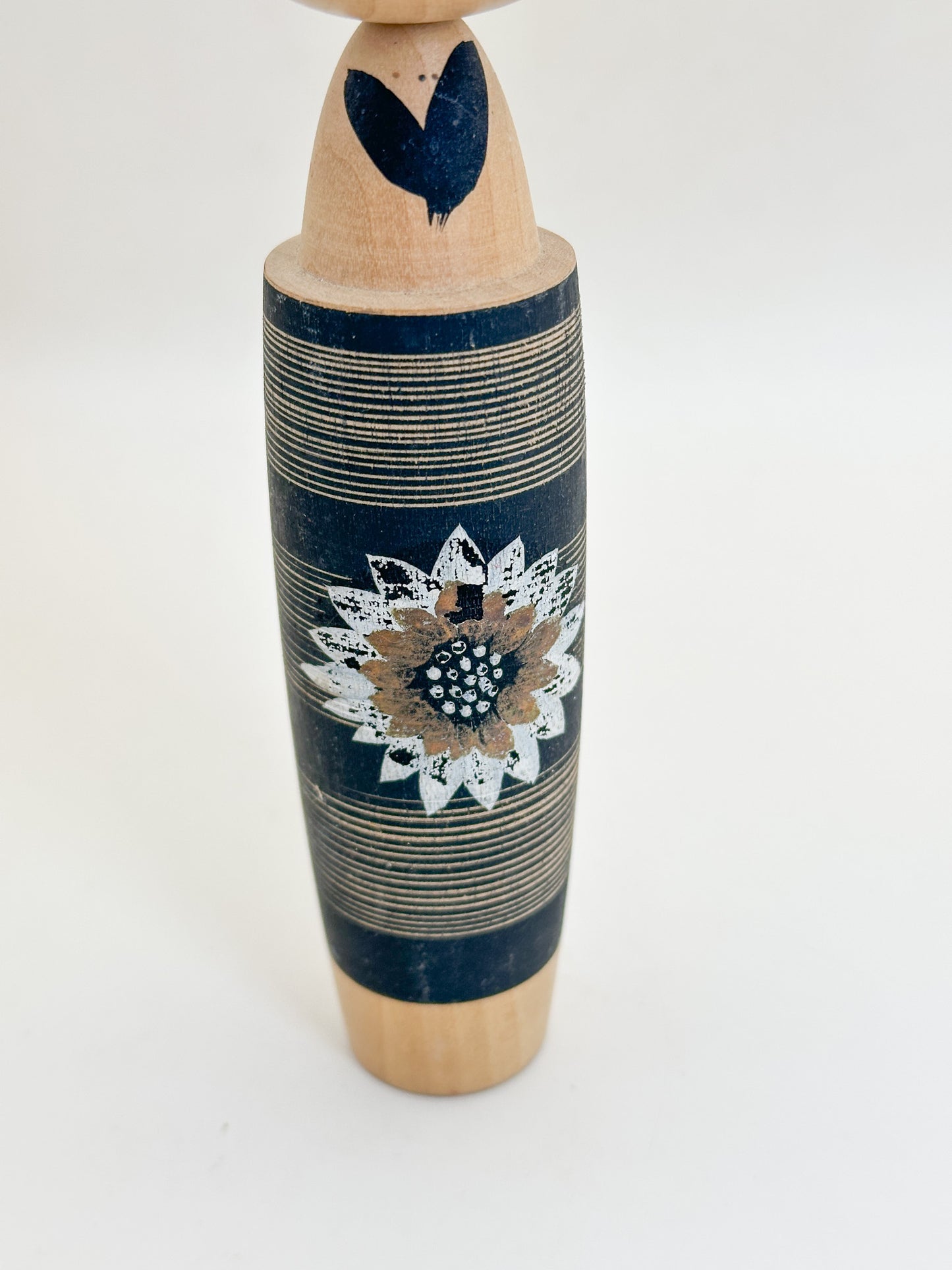 K18168 - Donko style Kokeshi from Tōhoku