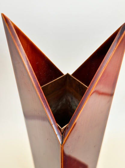 TB96 - Lacquerware Vase of Shunkei-nuri 春慶塗