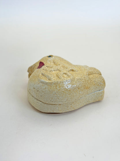 TB101 - Kutani-yaki Incense box by Takashi Kitamura 北村隆